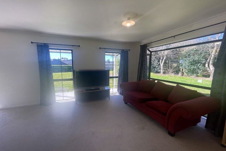 Photo of property in 47 Kebbell Terrace, Ohau, Levin, 5570