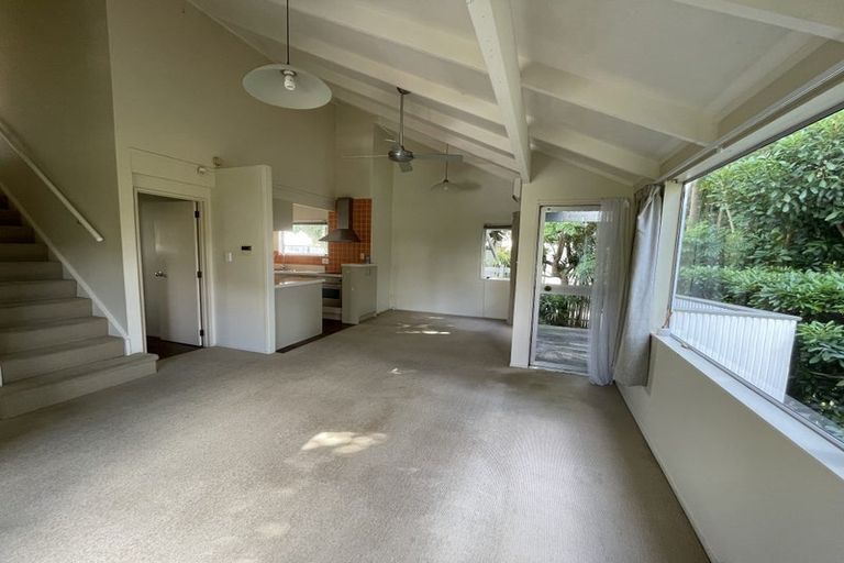 Photo of property in 1/10 Trident Place, Shelly Park, Auckland, 2014