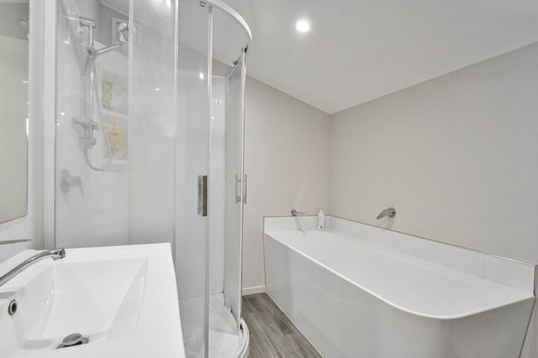 Photo of property in 1202a Heretaunga Street East, Parkvale, Hastings, 4122