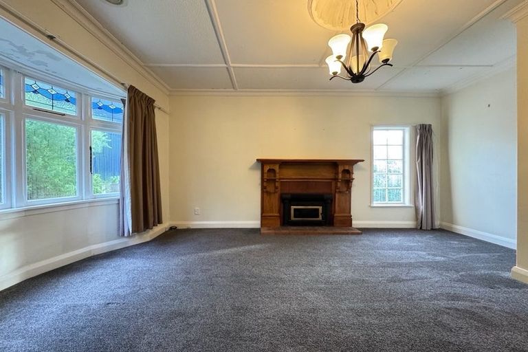 Photo of property in 14 Trelissick Crescent, Ngaio, Wellington, 6035