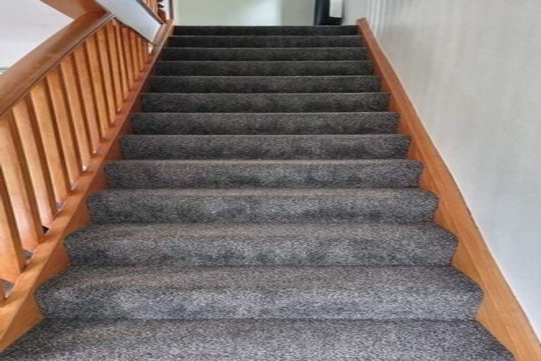 Photo of property in 6 Flinders Place, Johnsonville, Wellington, 6037