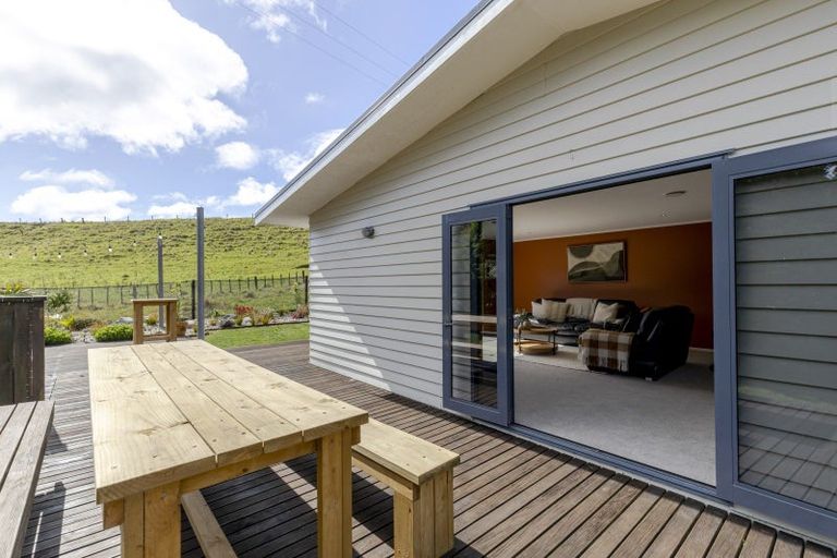 Photo of property in 529 Frankley Road, Hurworth, New Plymouth, 4371