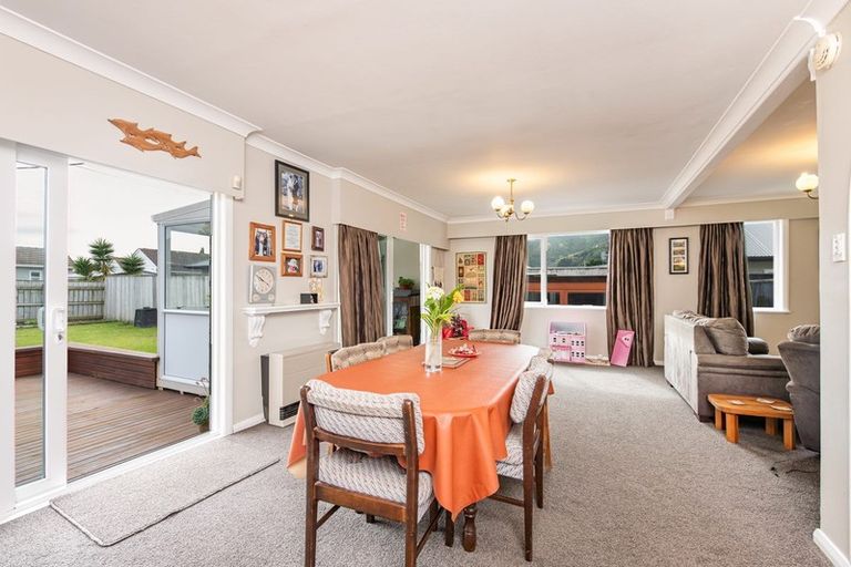 Photo of property in 3 Jutland Street, Waterloo, Lower Hutt, 5011