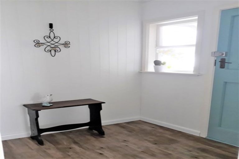 Photo of property in 147 Derby Street, Westport, 7825