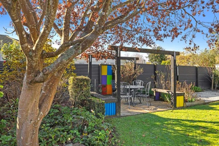 Photo of property in 18 Truscott Grove, Awapuni, Palmerston North, 4412