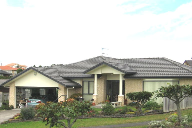 Photo of property in 6 Rosebay Rise, Henderson, Auckland, 0610