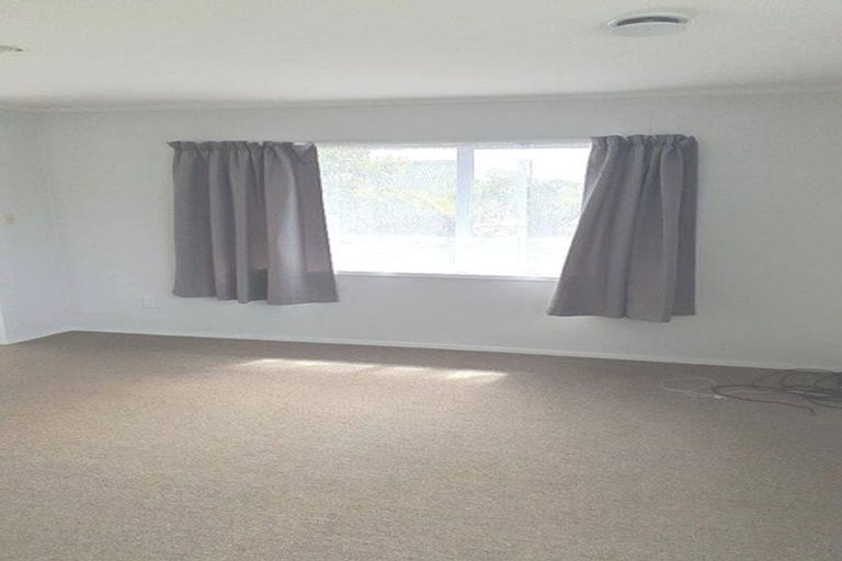 Photo of property in 1/7 Putney Place, Ranui, Auckland, 0612