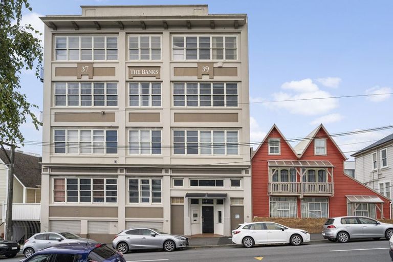 Photo of property in 37u9 Majoribanks Street, Mount Victoria, Wellington, 6011