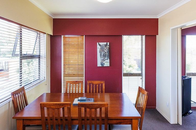 Photo of property in 7 Moyne Avenue, Milson, Palmerston North, 4414
