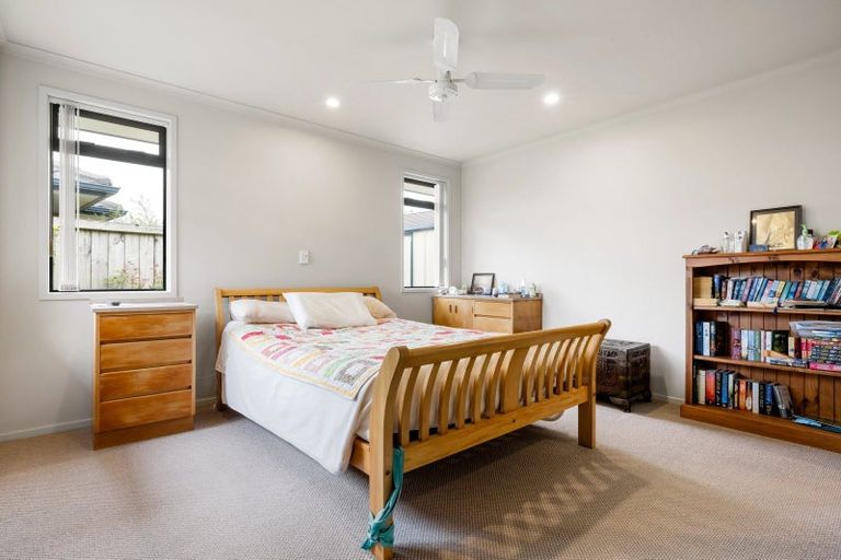 Photo of property in 5 Holcroft Place, Huntington, Hamilton, 3210