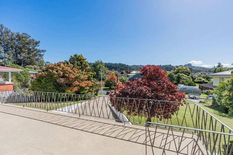 Photo of property in 17 Kennedy Road, Fairfield, Dunedin, 9018