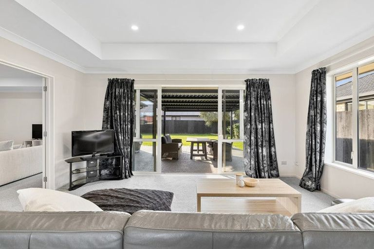 Photo of property in 55 Overbury Crescent, Rolleston, 7614