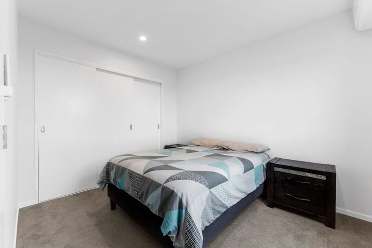 Photo of property in 12 Bei Road, Papakura, 2110