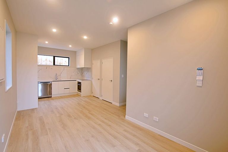 Photo of property in 82e Salisbury Road, Birkdale, Auckland, 0626