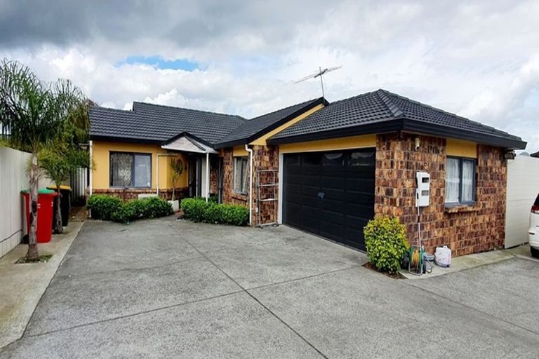 Photo of property in 32 Rathmar Drive, Manurewa, Auckland, 2105