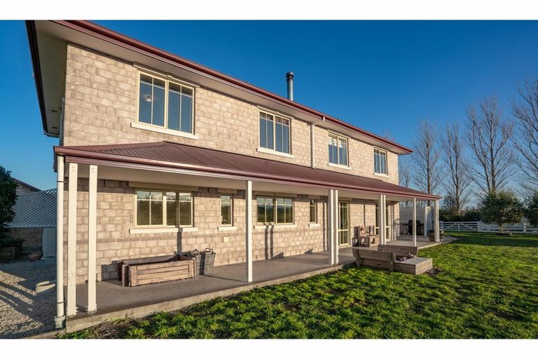 Photo of property in 460 Barkers Road, Loburn, Rangiora, 7472