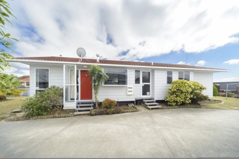 Photo of property in 26 Mercury Street, Milson, Palmerston North, 4414
