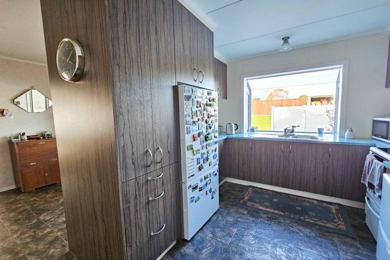 Photo of property in 19 Skerman Street, Marton, 4710