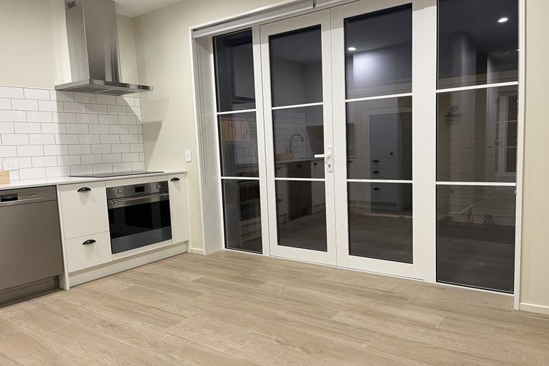 Photo of property in 10 Bunyan Street, Waltham, Christchurch, 8023