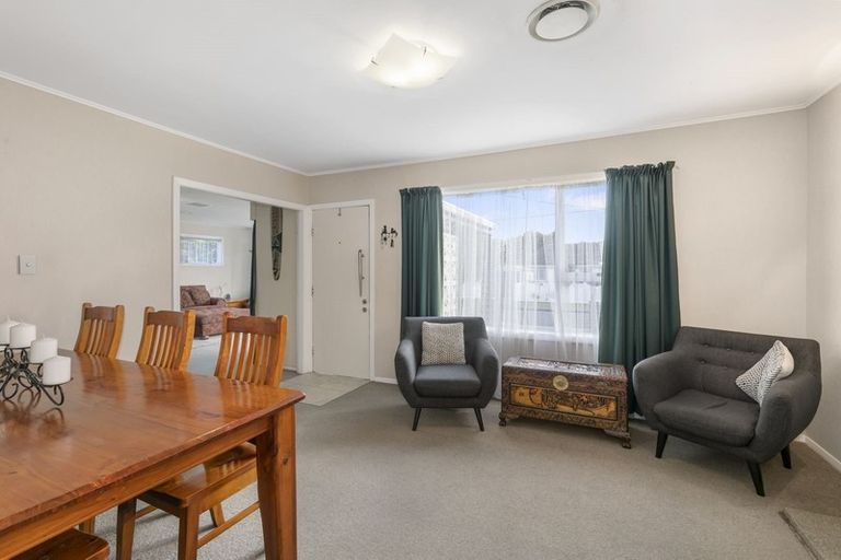 Photo of property in 16 Hinau Grove, Wainuiomata, Lower Hutt, 5014