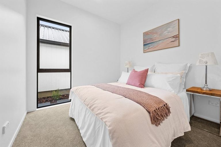 Photo of property in 7b Kotiu Place, Massey, 0614