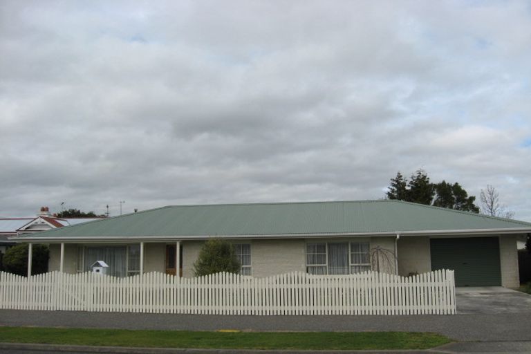 Photo of property in 1a Hogg Crescent, Masterton, 5810