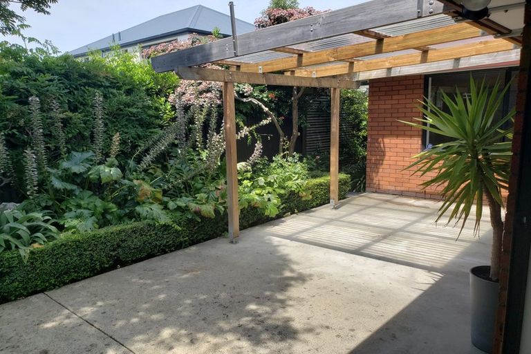 Photo of property in 42/a Ward Street, Addington, Christchurch, 8024