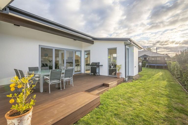 Photo of property in 18 Farthing Drive, Prebbleton, 7604