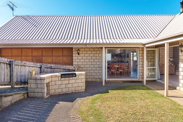 Photo of property in 31e Kaiwaka Road, Waiuku, 2123