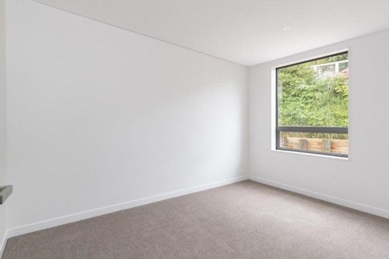 Photo of property in 7u3 Handyside Street, Tawa, Wellington, 5028