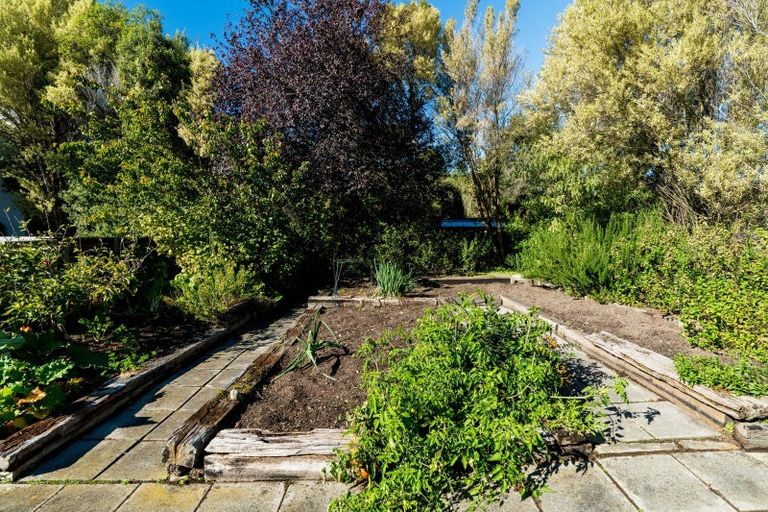 Photo of property in 6 Riccarton Road East, East Taieri, Mosgiel, 9024