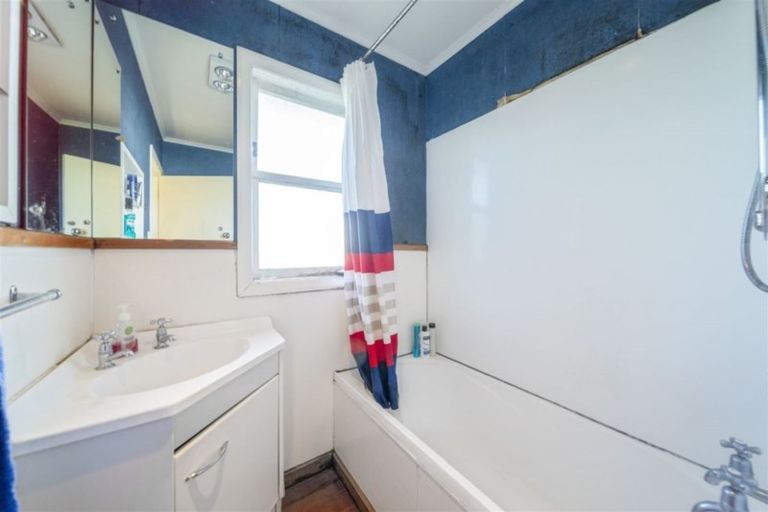 Photo of property in 39 Ramanui Avenue, Hawera, 4610