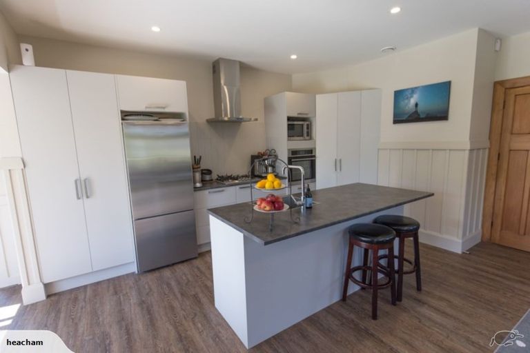 Photo of property in 192 Riverlaw Terrace, Saint Martins, Christchurch, 8022