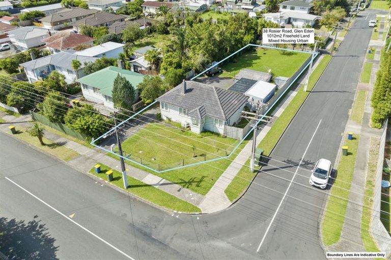 Photo of property in 38 Rosier Road, Glen Eden, Auckland, 0602
