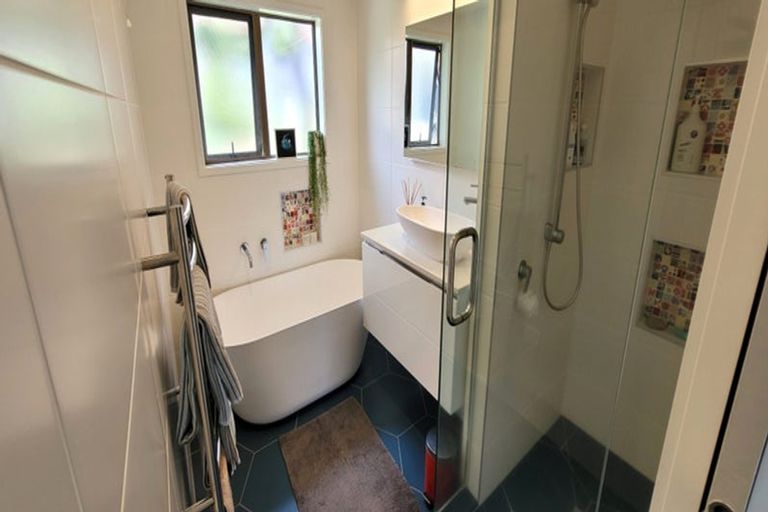 Photo of property in 239a Bellevue Road, Bellevue, Tauranga, 3110