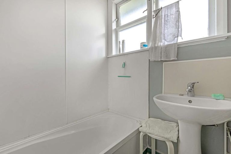 Photo of property in 96 Domett Street, Kawerau, 3127