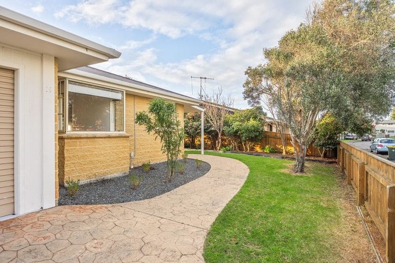 Photo of property in 79 Norfolk Crescent, Otaki Beach, Otaki, 5512