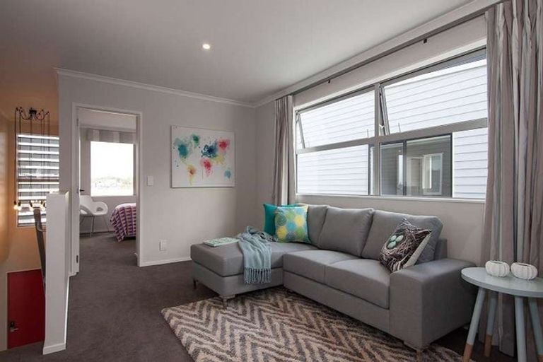 Photo of property in 3 Liquidambar Drive, Hobsonville, Auckland, 0616