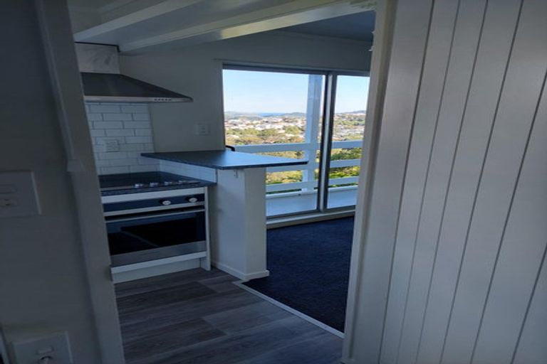 Photo of property in 29b Harbour View Road, Northland, Wellington, 6012