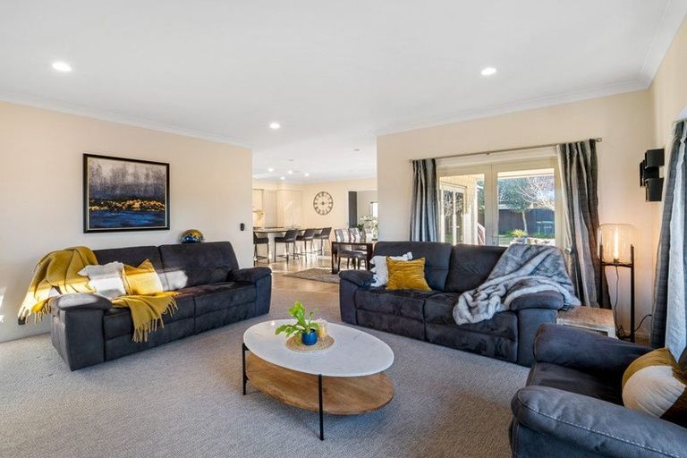 Photo of property in 33 Oak Tree Lane, Rolleston, 7614