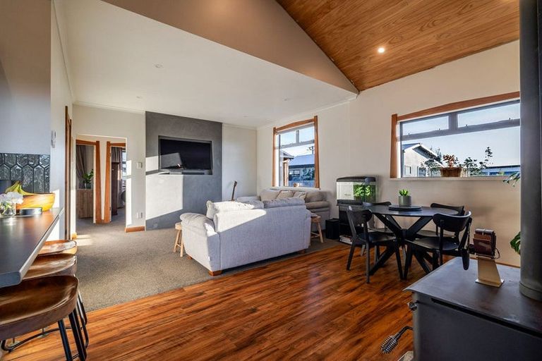 Photo of property in 21 Norton Street, Foxton Beach, Foxton, 4815