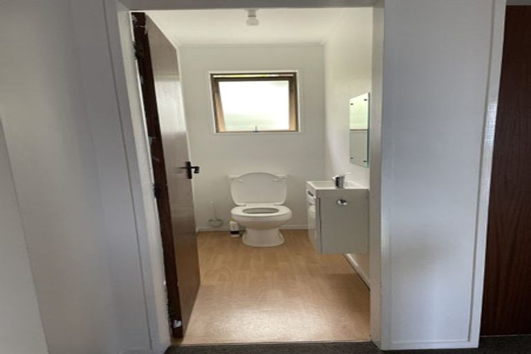 Photo of property in 5 Birla Terrace, Broadmeadows, Wellington, 6035