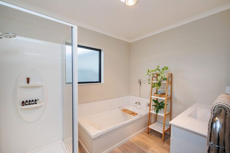 Photo of property in 91 Fraser Drive, Feilding, 4702