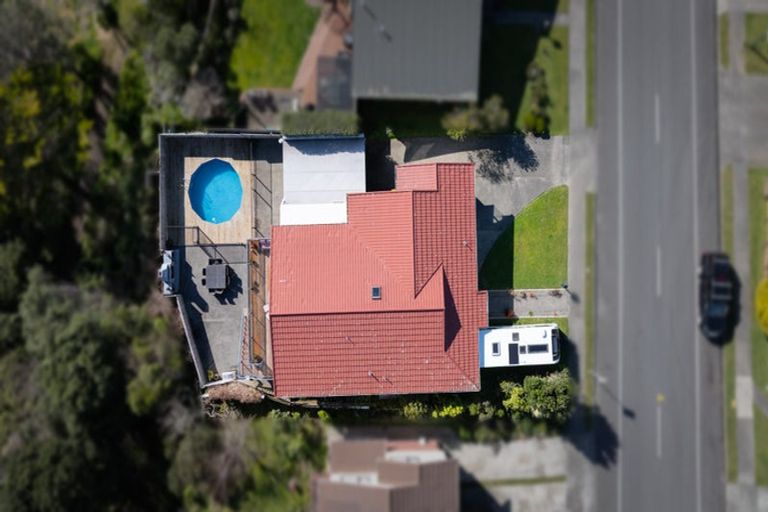 Photo of property in 36 Woodman Drive, Tawa, Wellington, 5028