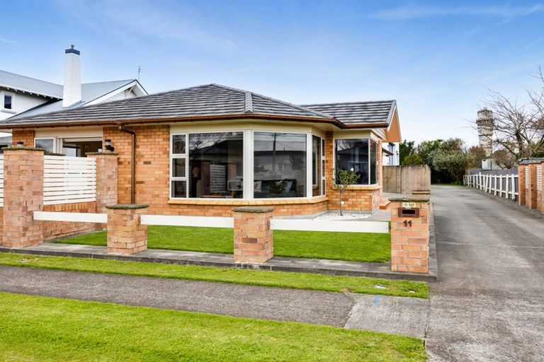 Photo of property in 11 Grey Street, Hawera, 4610