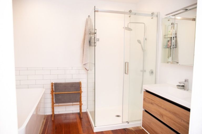 Photo of property in 171 Muritai Road, Eastbourne, Lower Hutt, 5013