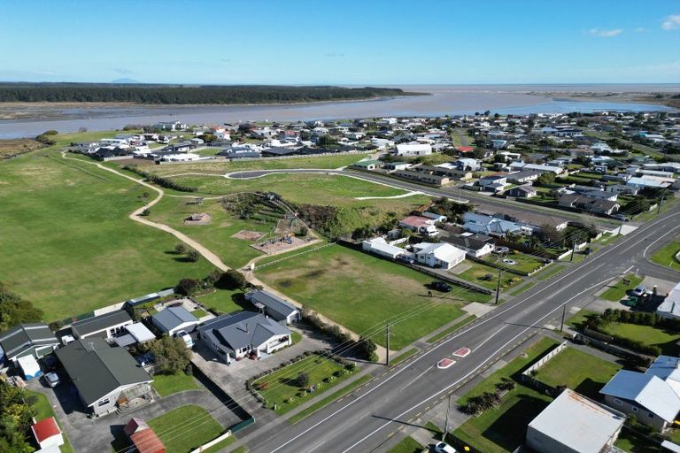 Photo of property in 46 Seabury Avenue, Foxton Beach, Foxton, 4815