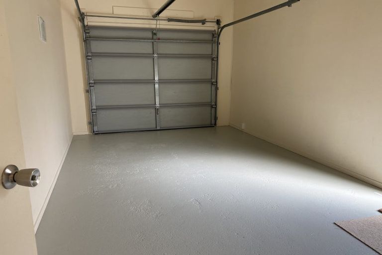 Photo of property in 17 Kona Crescent, Henderson, Auckland, 0610