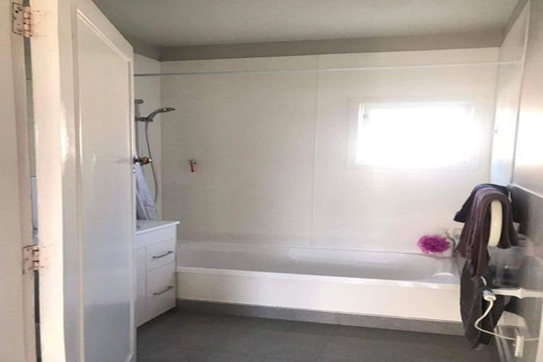 Photo of property in 67 Geraldine Street, Edgeware, Christchurch, 8013