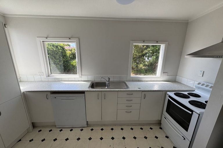 Photo of property in 129 Hanson Street, Newtown, Wellington, 6021